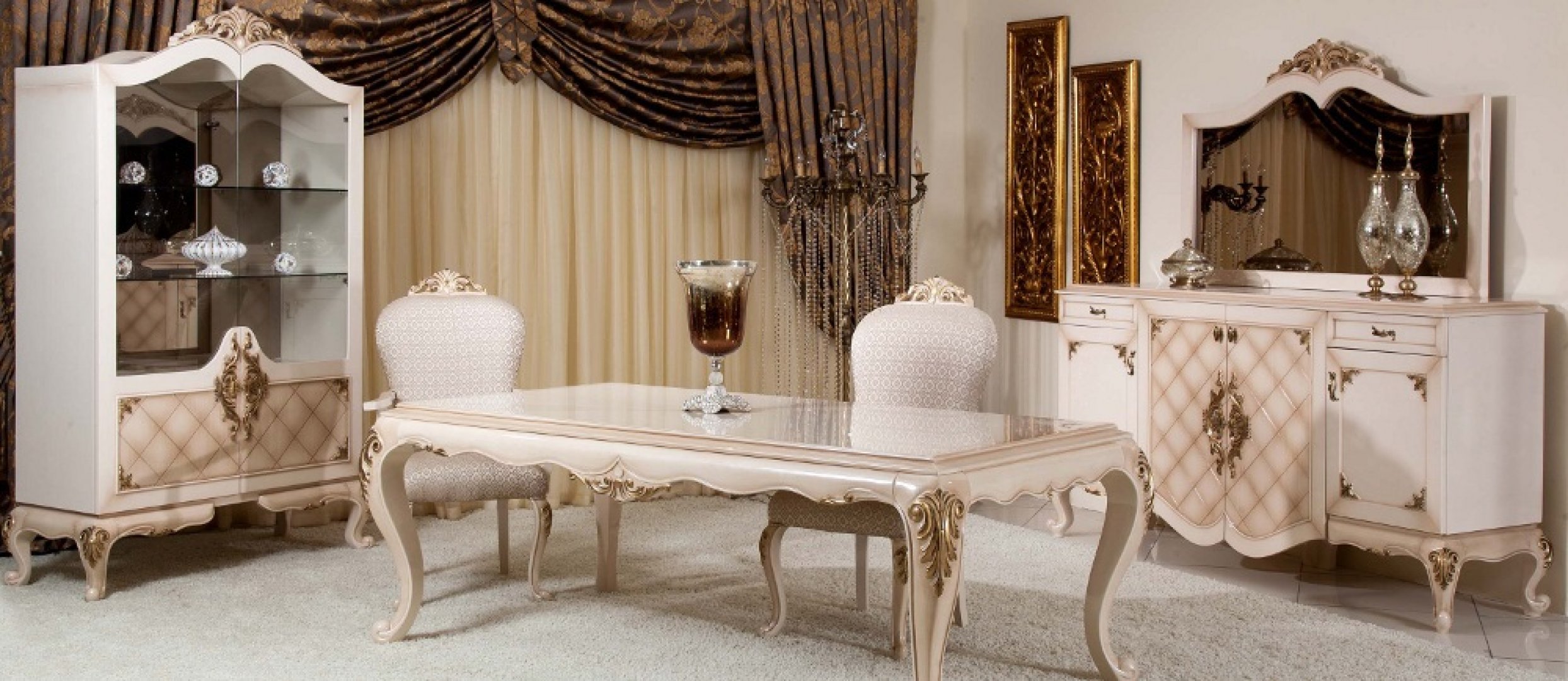 Defne Classic Dining Room Set