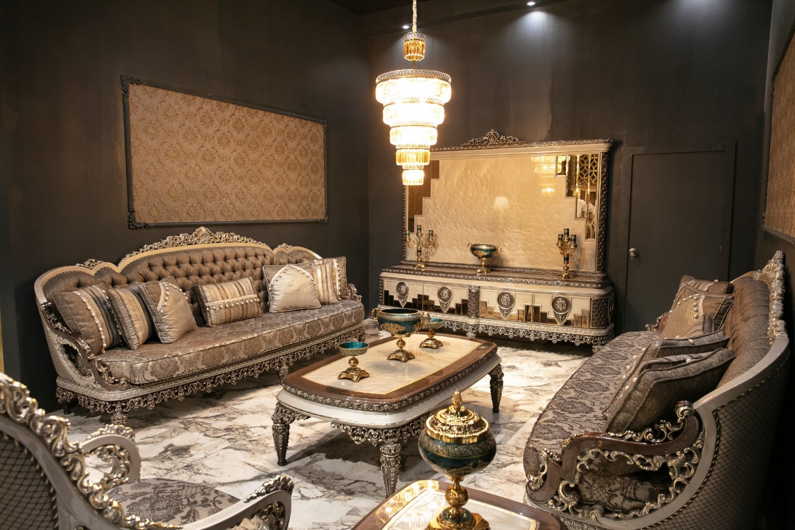 Hira Classic Sofa Set