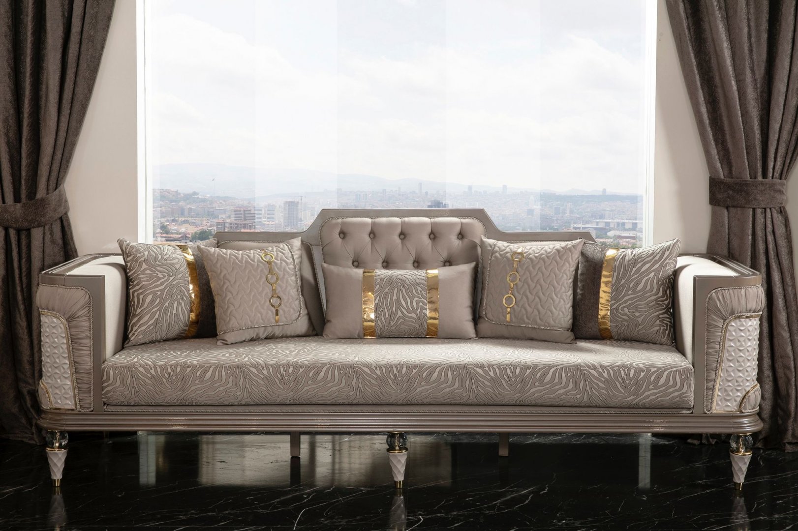 Malta Classic Sofa Set