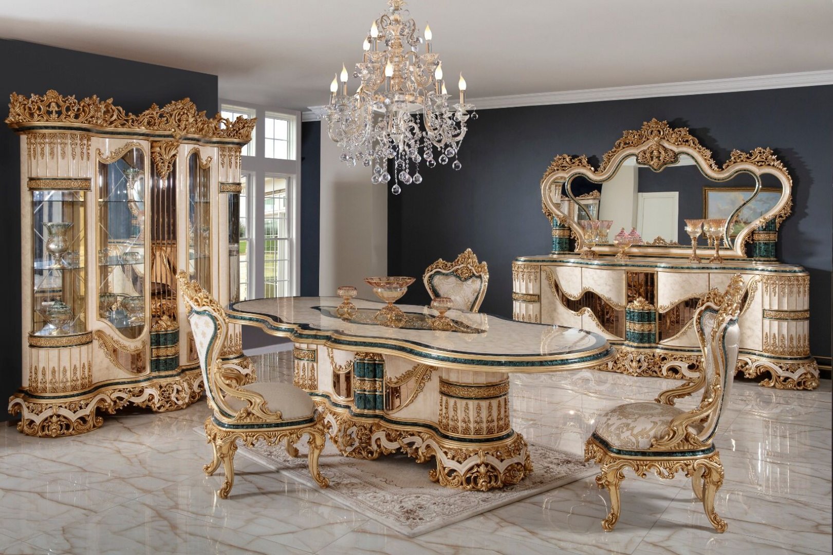 Yaren Classic Dining Room Set